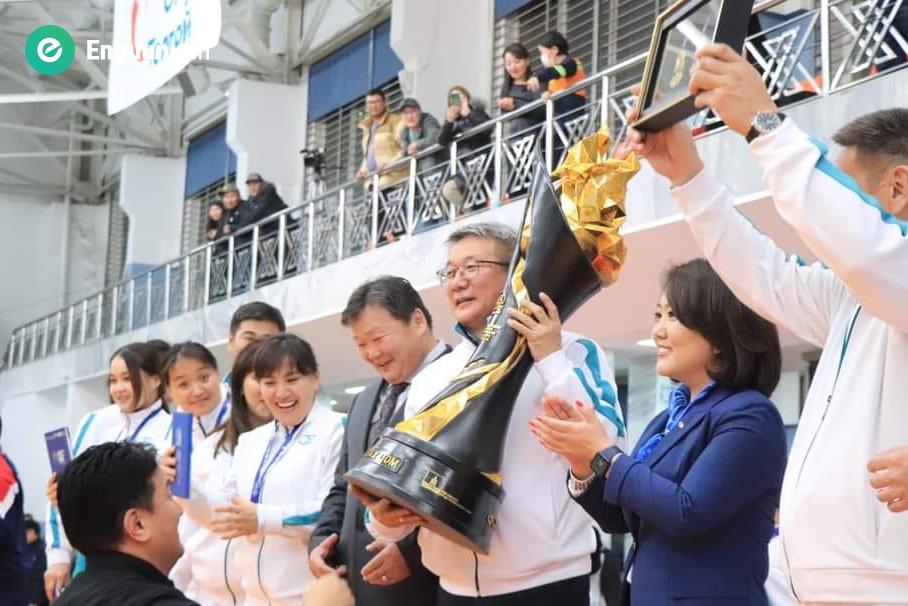 Монгол Улсын Баатар Эрдэнэт үйлдвэр үүрд хадгалагдах цомын эзнээр тодорлоо.