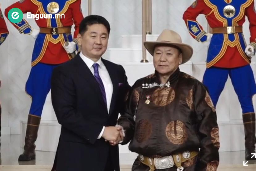 Л.БАЯРАА АЖ ҮЙЛДВЭРИЙН ГАВЬЯАТ АЖИЛТАН БОЛЛОО