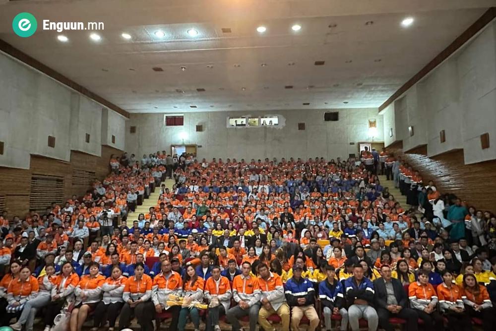 Сэлэнгэ аймгийн Сайхан суманд байрлах Хөтөлийн “Цемент шохой” компанийн түүхт 40 жилийн ой энэ сарын 8, 9-ны өдрүүдэд Хөтөл хотноо боллоо