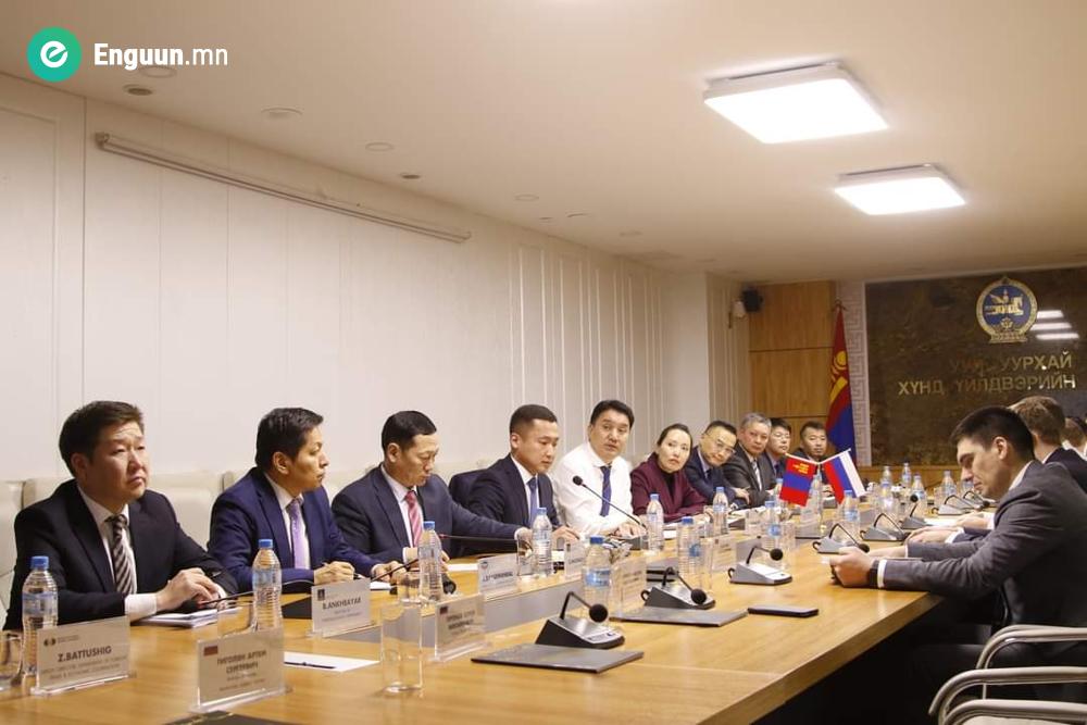 УУЛ УУРХАЙ, ХҮНД ҮЙЛДВЭРИЙН САЙД Ж.ГАНБААТАР ОХУ-ЫН БАЙГАЛИЙН НӨӨЦ, ЭКОЛОГИЙН САЙД АЛЕКСАНДР АЛЕКСАНДРОВИЧ КОЗЛОВЫГ ХҮЛЭЭН АВЧ УУЛЗАВ