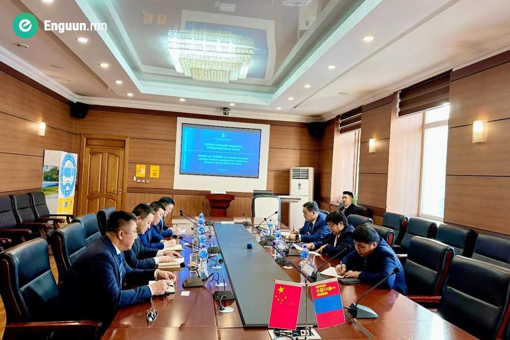 БНХАУ-ЫН ӨМӨЗО-НЫ ТӨРИЙН ӨМЧИЙН САЛБАР ХЯНАЛТ, УДИРДЛАГЫН ХОРООНЫ ТӨЛӨӨЛӨГЧДИЙГ ХҮЛЭЭН АВЧ УУЛЗЛАА