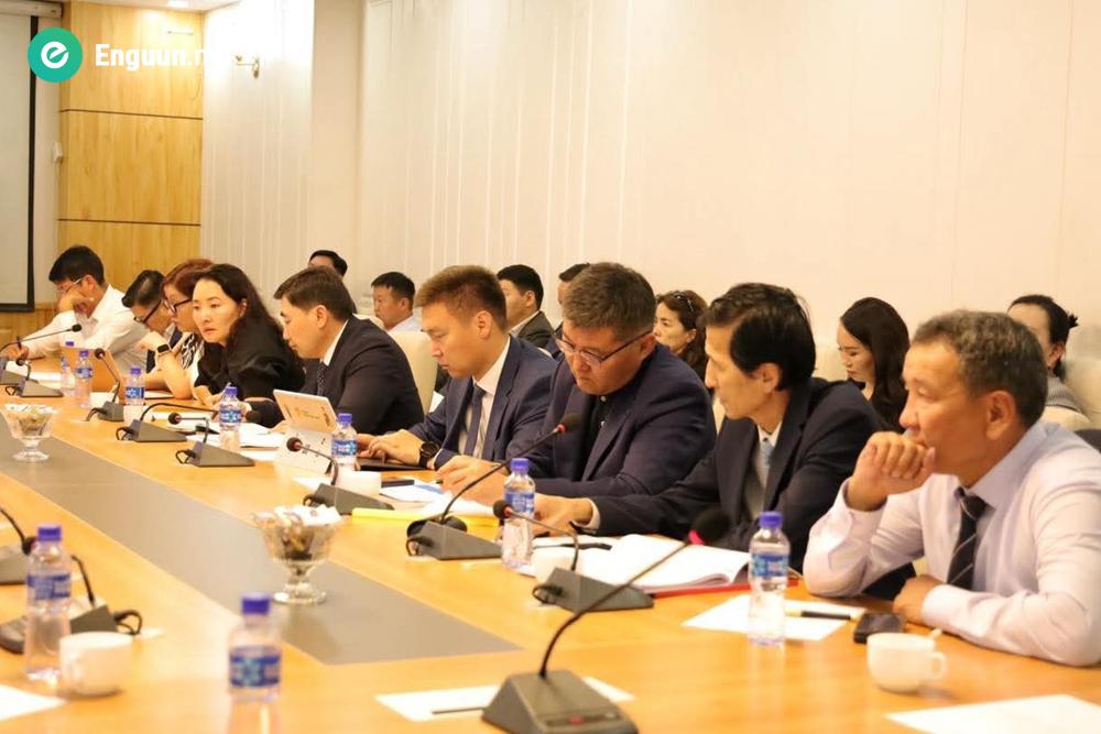 ИРЭХ ОНЫ ТӨСВИЙН ТӨСӨЛД ОЛОН НИЙТЭЭС САНАЛ АВАХ ТАНХИМЫН ХЭЛЭЛЦҮҮЛЭГ БОЛЛОО