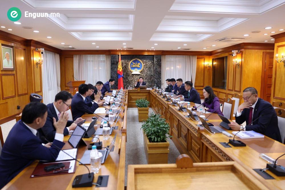 ОХУ-аас Монгол Улсын нутаг дэвсгэрээр дамжуулан БНХАУ руу байгалийн хий нийлүүлэх хоолойг барьж байгуулах төслийн явц, цаашид авч хэрэгжүүлэх арга хэмжээний талаар хэлэлцэнэ